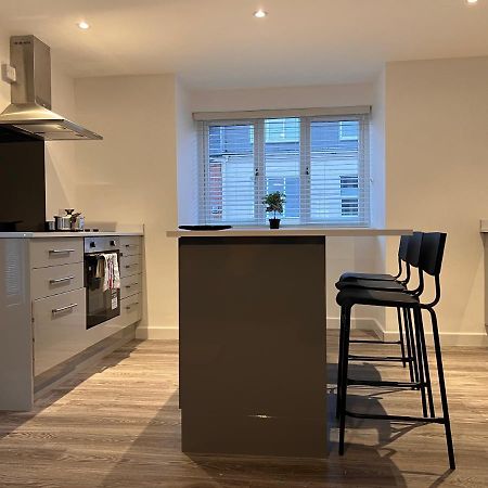Superb Modern Flat In Northampton, Parking &Ev公寓 外观 照片