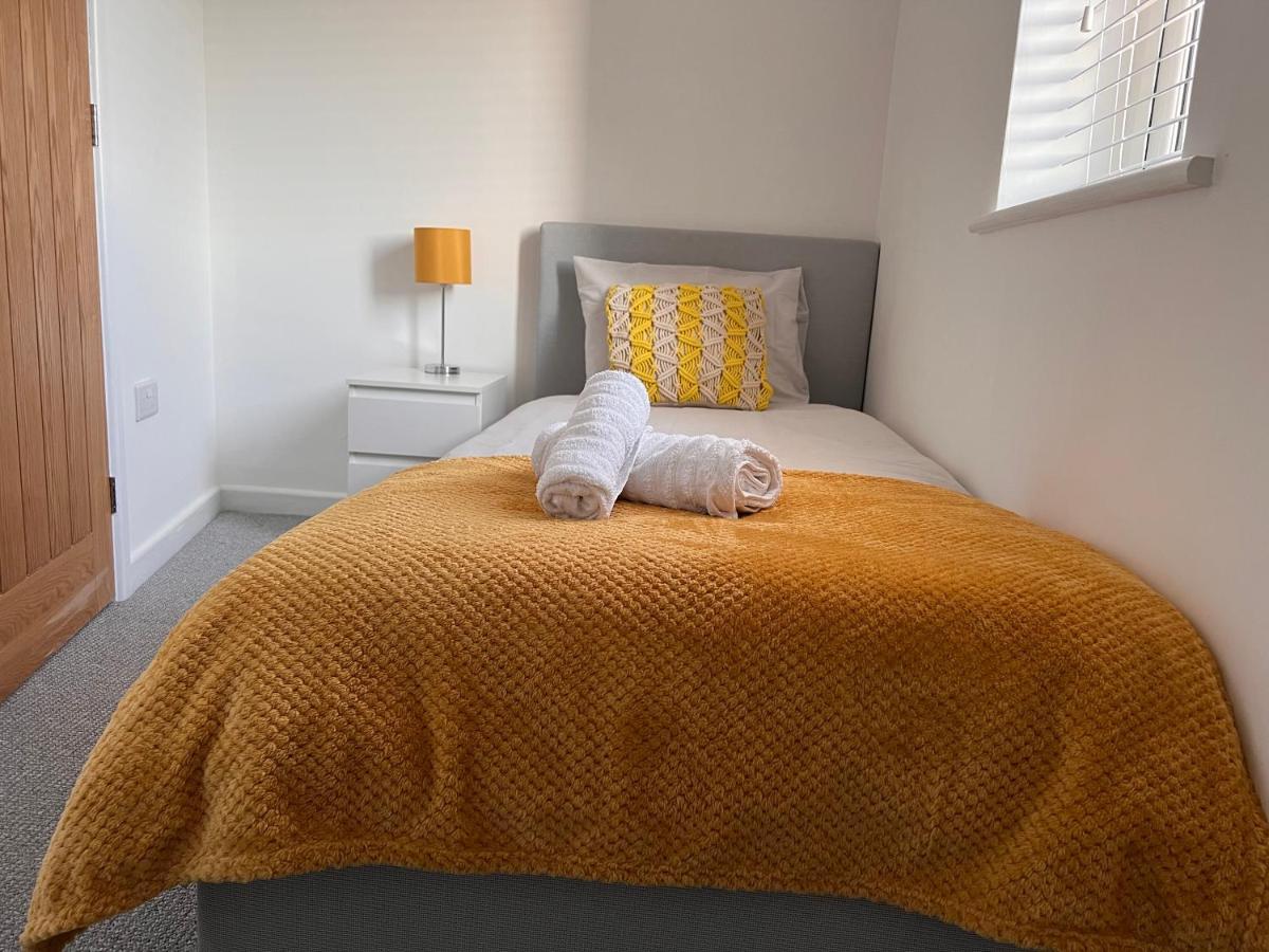 Superb Modern Flat In Northampton, Parking &Ev公寓 外观 照片